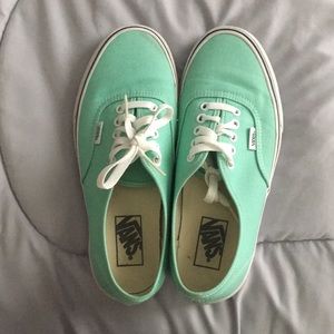 Vans authentic